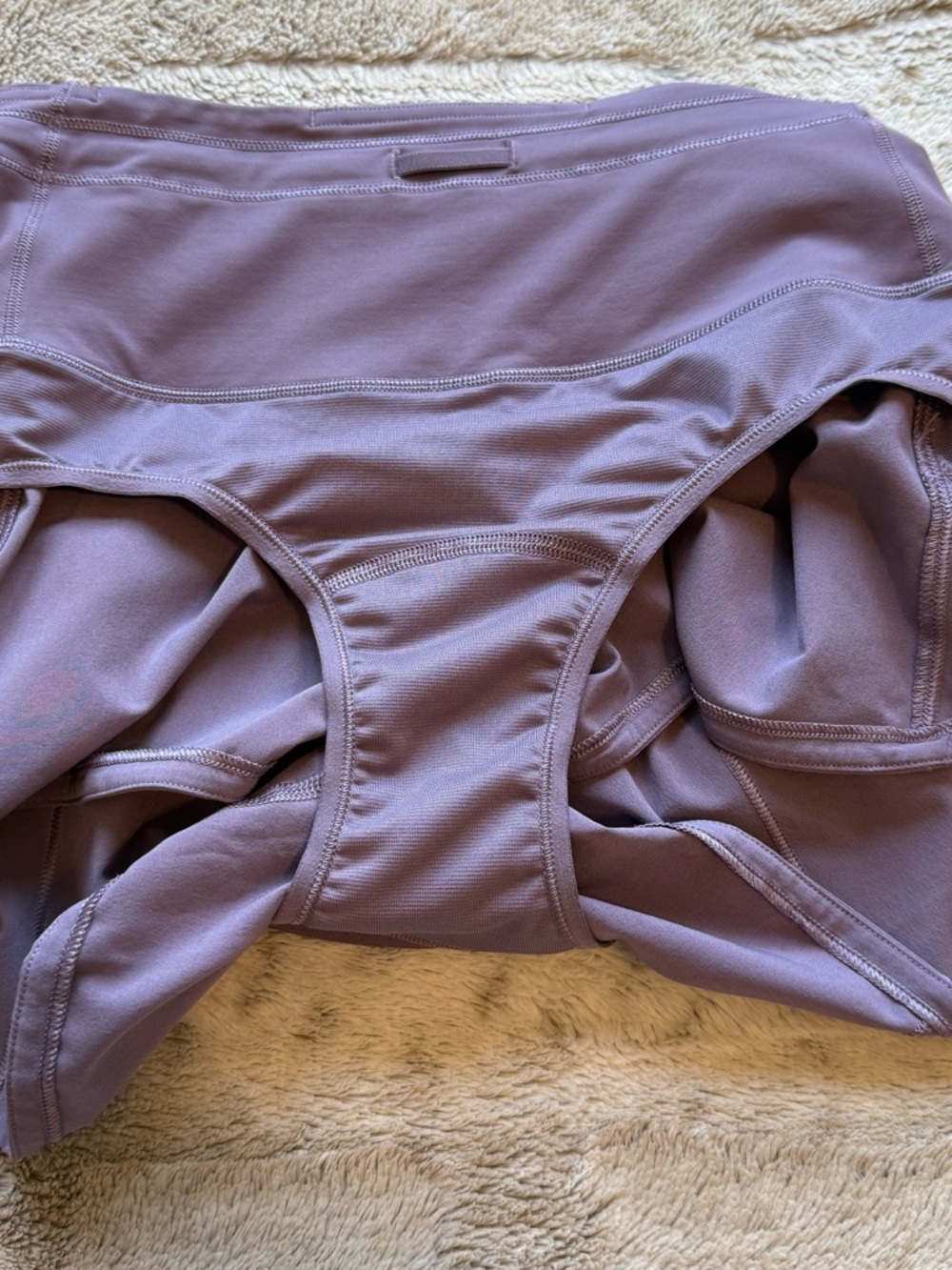Lululemon Speed Up High-Rise Lined
Short 2.5" in Purple Ash Size 2 - Picture 12 of 16